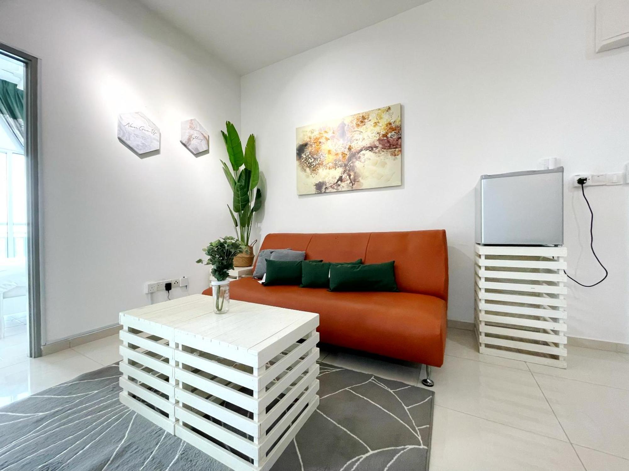 Mesahill Homestay, Nilai By S&T Homez Экстерьер фото