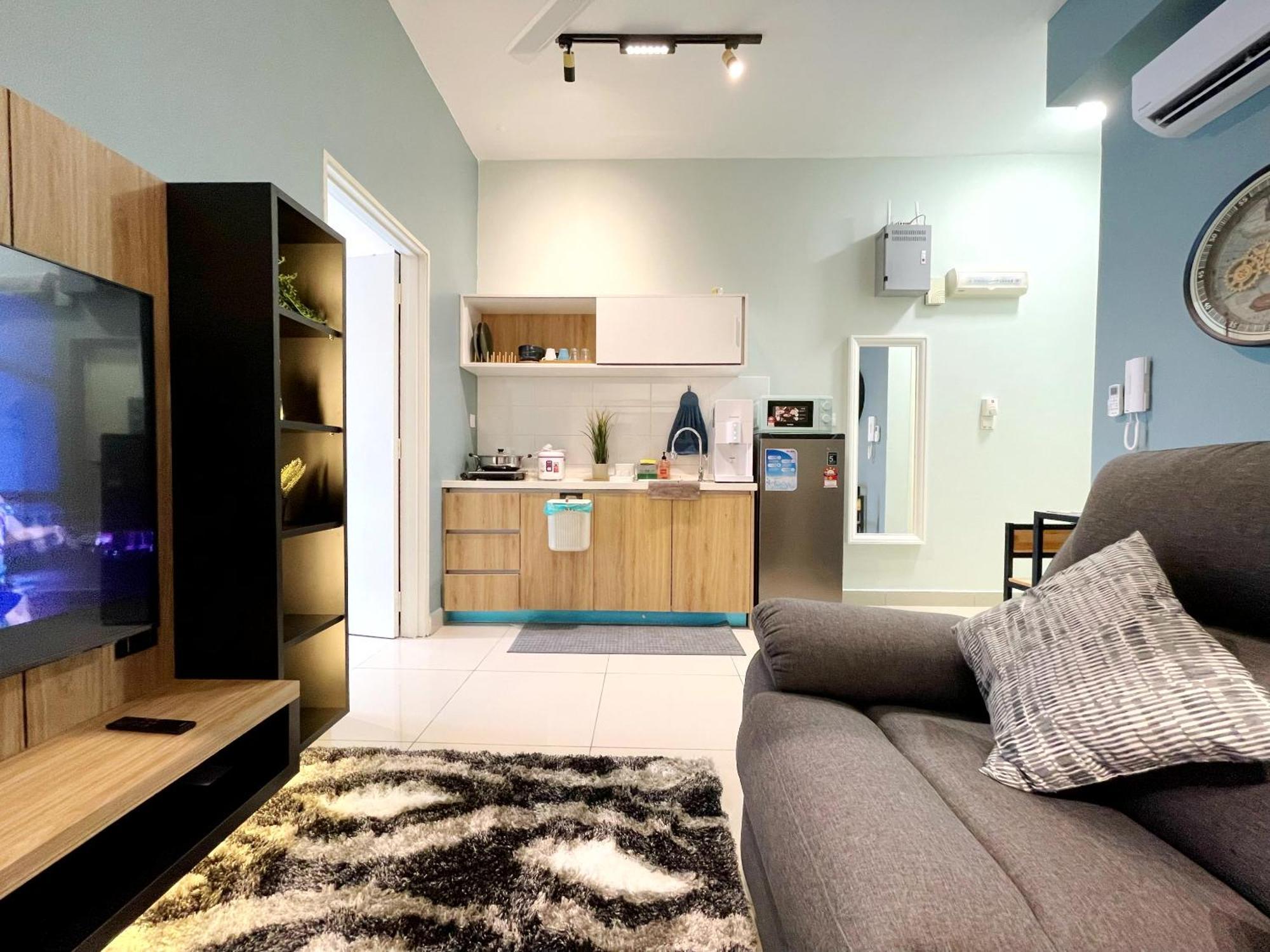 Mesahill Homestay, Nilai By S&T Homez Экстерьер фото