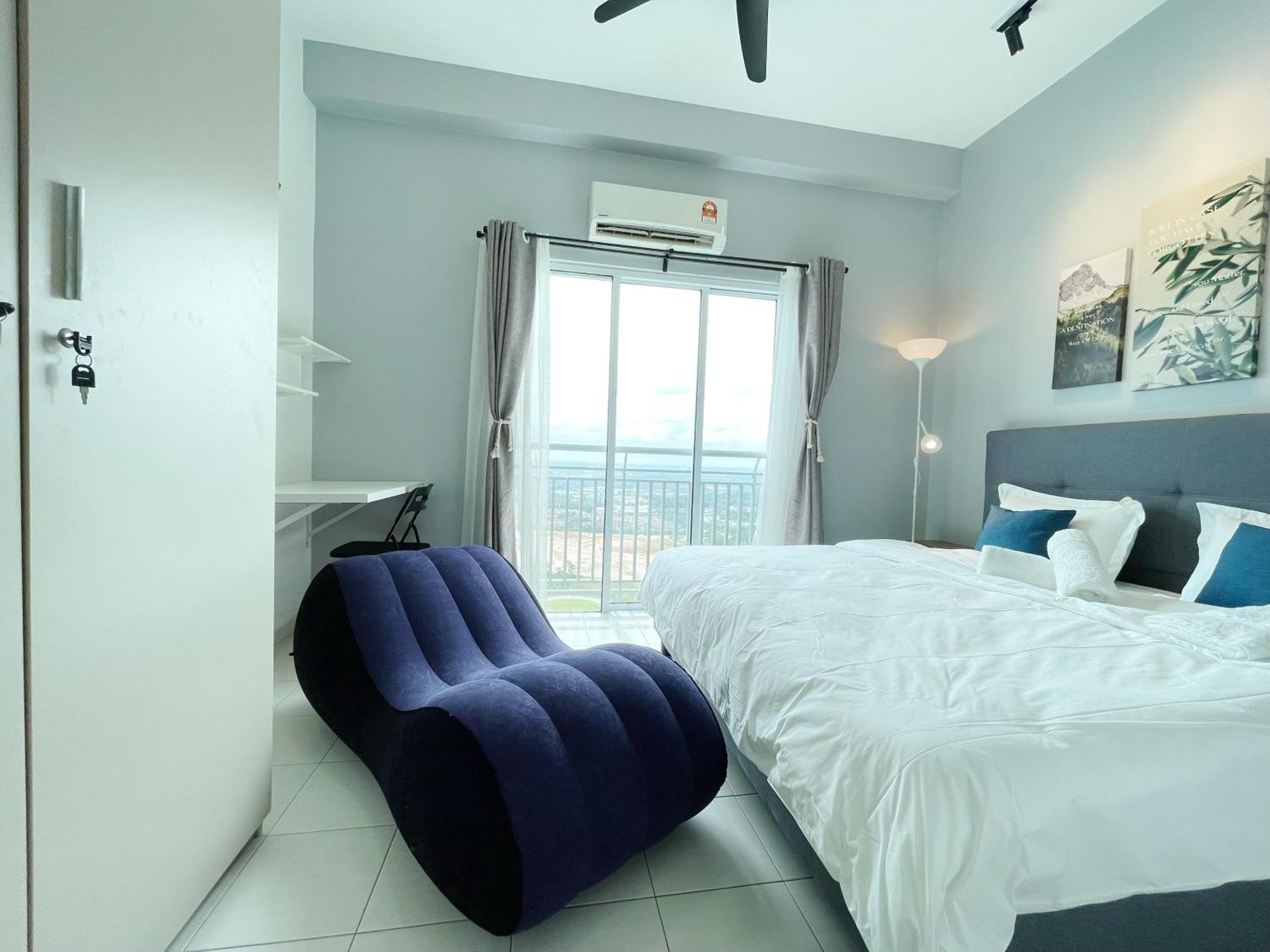 Mesahill Homestay, Nilai By S&T Homez Экстерьер фото