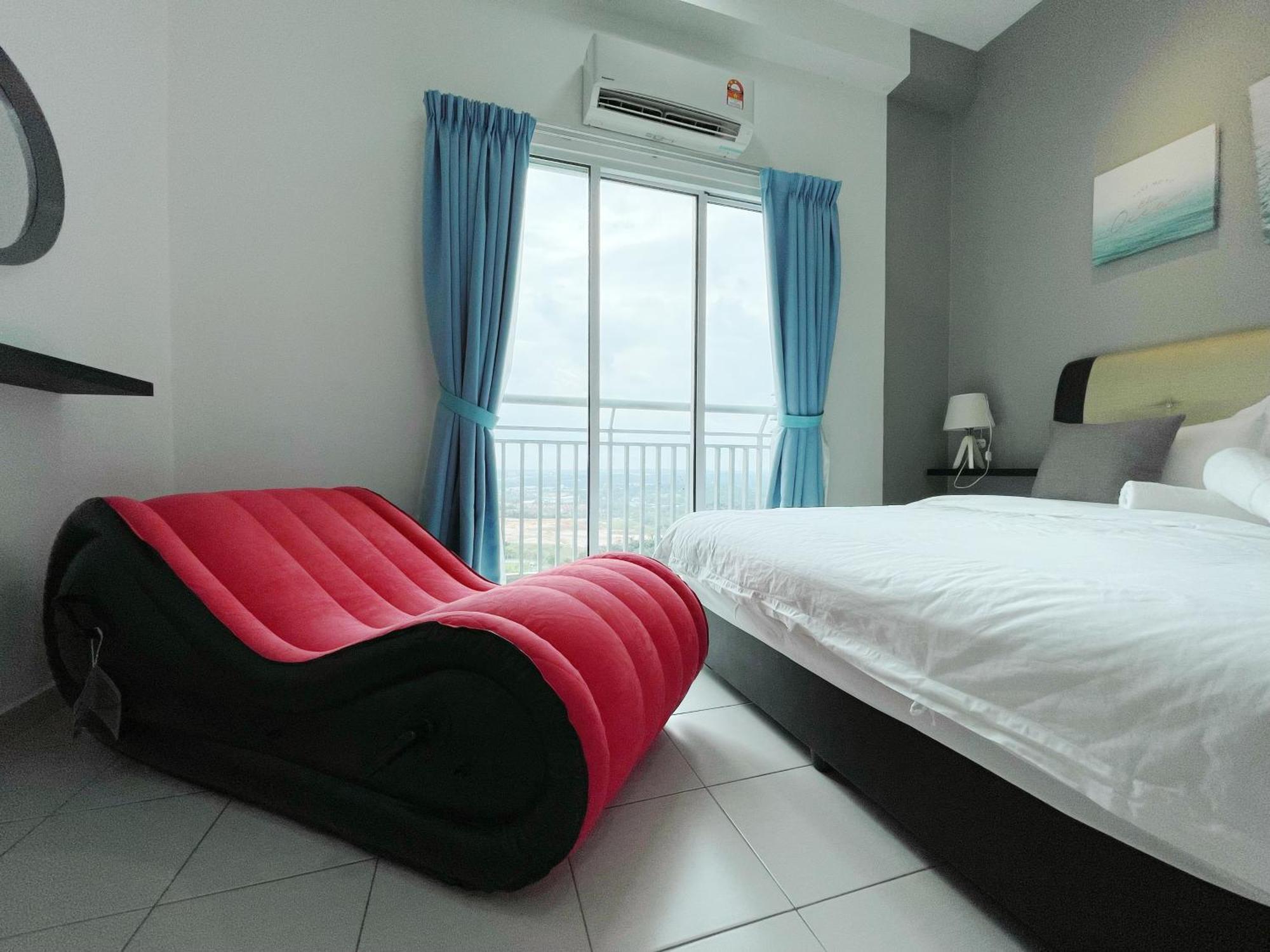 Mesahill Homestay, Nilai By S&T Homez Экстерьер фото